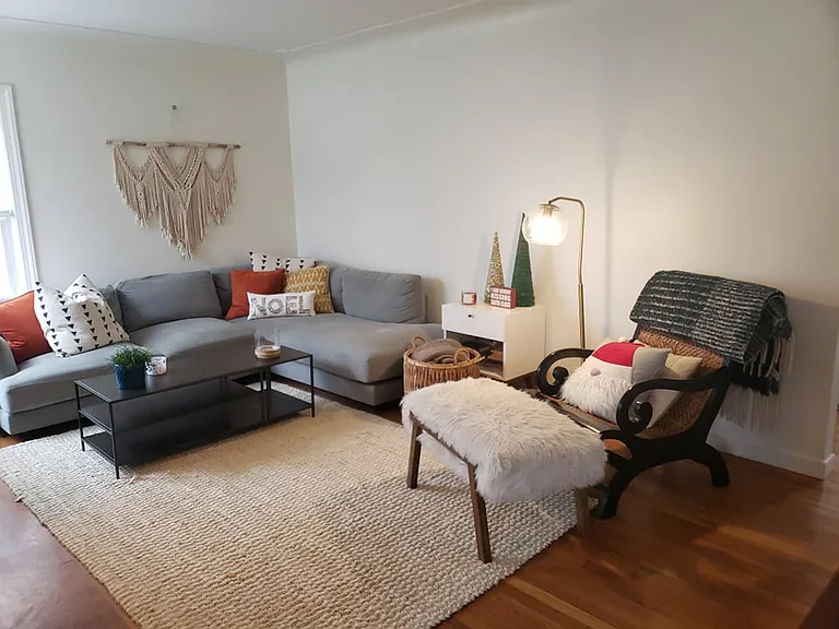 1573 Ardmore St SE — Photo 6