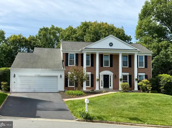 10842 Monticello Dr, Great Falls, VA 22066