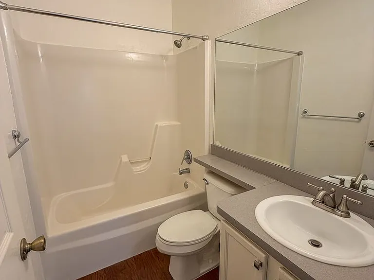 3521 SW 30th Way #105 — Photo 17