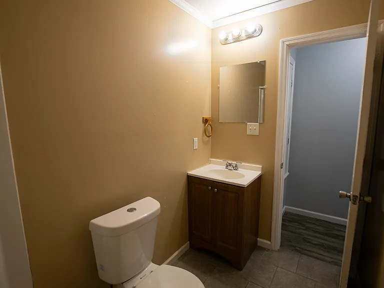 5768 Aftonshire Dr — Photo 11