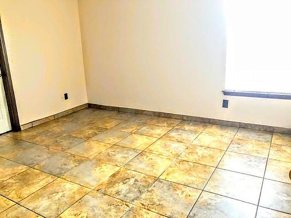 5th image of 12417 Tierra Marta Ct