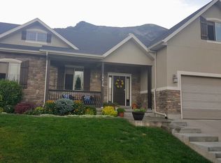 10426 N Avondale Dr, Cedar Hills, UT 84062