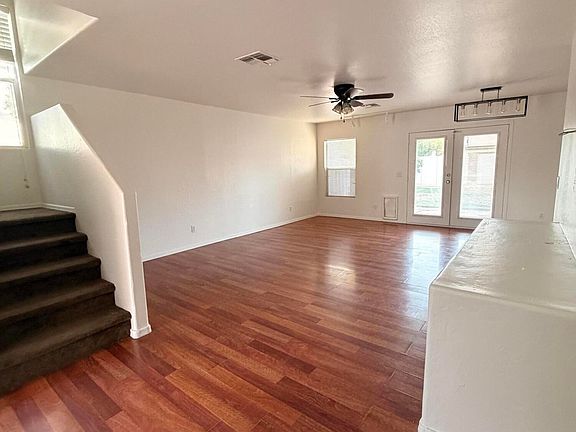 4th image of 11850 W SIERRA Street