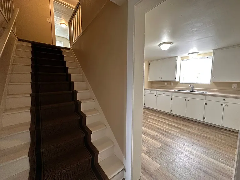 2306 J St — Photo 19