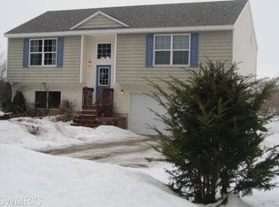 12455 Fargo St NE, Gowen, MI 49326