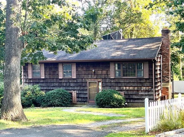 7 Timberline Road, Norwalk, CT 06854