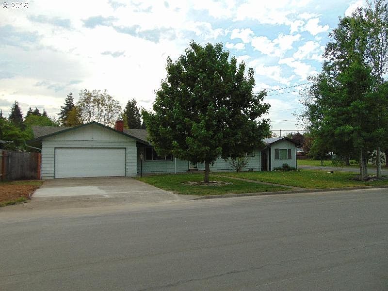 1st image of 3918 NE 61st Ave