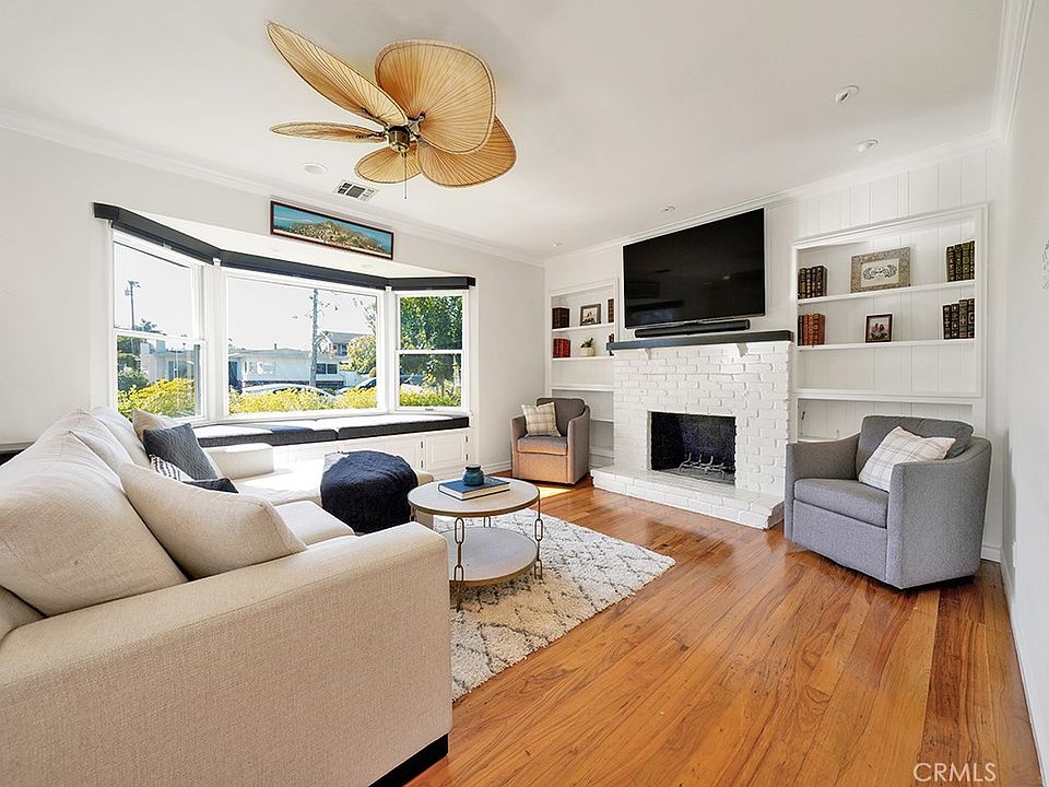 1st image of 388 Flower St