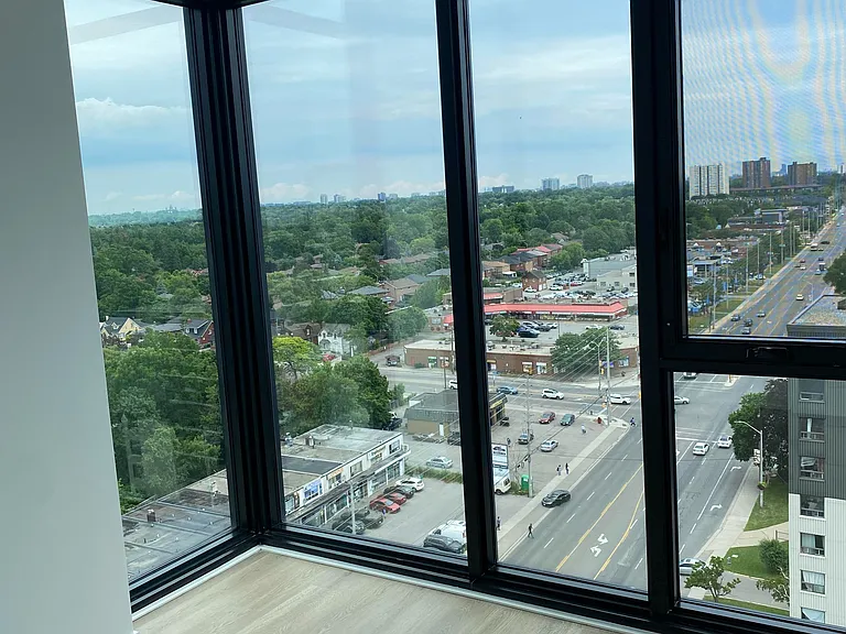86 Dundas St E #1404 — Photo 9