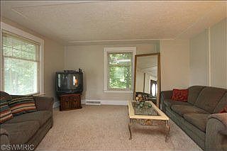 1st image of 3752 Coit Ave NE