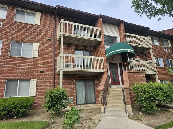 800 N Lakeside Dr APT 2D, Vernon Hills, IL 60061