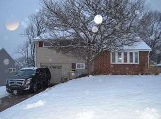 17 Forest Ave, Willow Grove, PA 19090