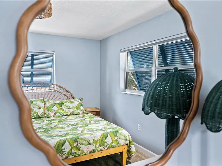 120 Flamingo Dr #1 — Photo 26