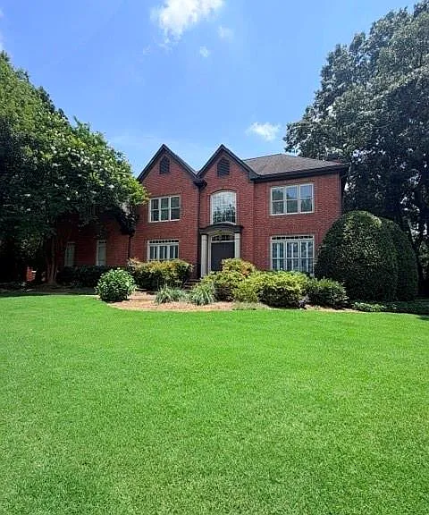 3296 Belmont Glen Dr SE — Photo 1
