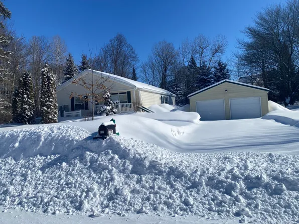 1301 W 24th St, Sault Sainte Marie, MI 49783