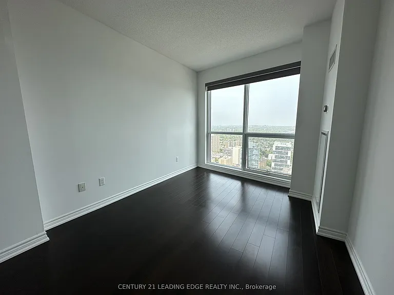386 Yonge St #4607 — Photo 6