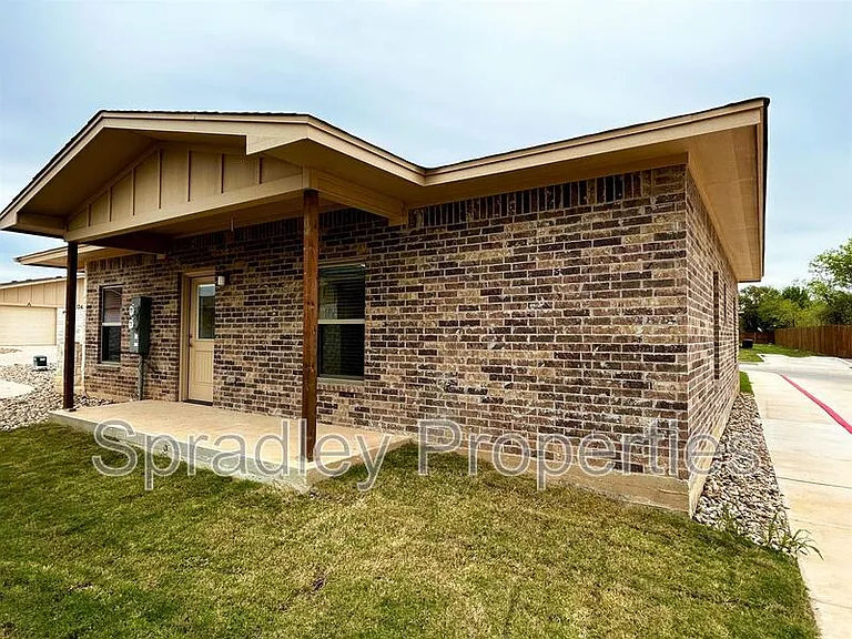 1033B Hibiscus Dr — Photo 8