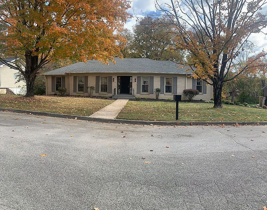 1st image of 105 Terrace Mnr