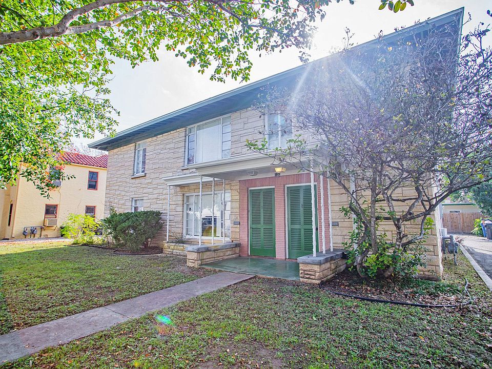 1st image of 130 E Norwood Ct #2