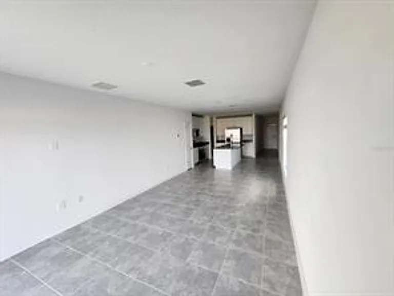 2713 Runners Cir — Photo 11