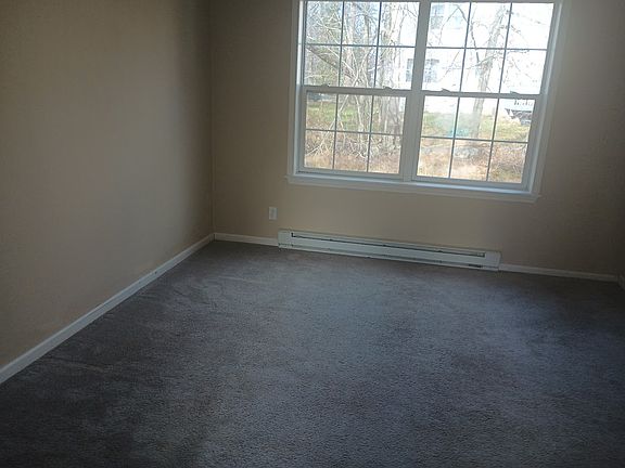 5th image of 494 Country Place Dr