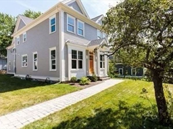 9 Ridgeway Ave