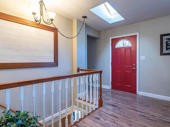 2nd image of 4201 W Glen Oaks Dr