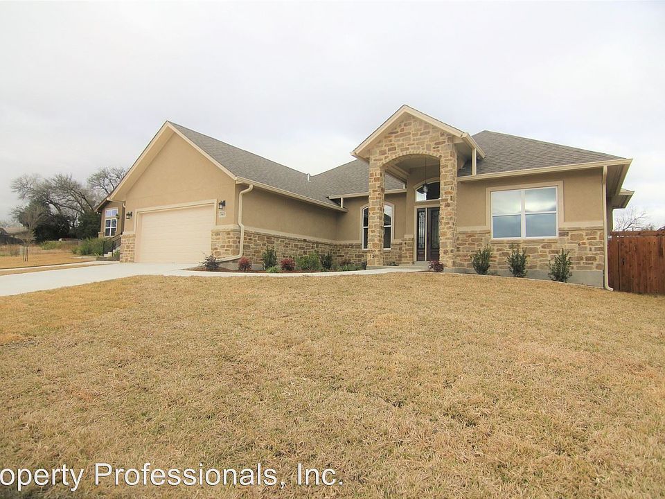 1st image of 1420 Kamryn Way