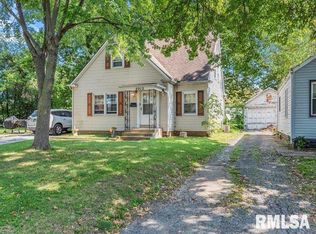 2212 S 13th St, Springfield, IL 62703