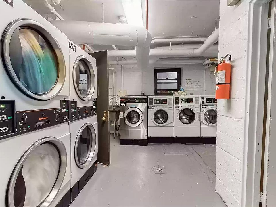1st image of 3249 88th St APT 402