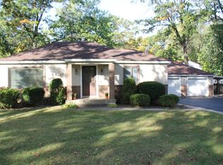 4400 Green Lake Rd, West Bloomfield, MI 48323