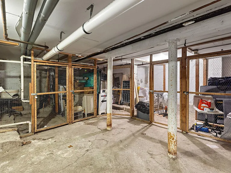 805 Park Ave #1R — Photo 11
