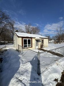 2172 E Buder Ave, Burton, MI, 48529