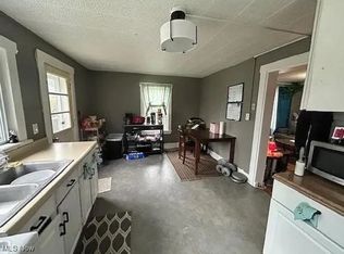 300 West St #W, Berea, OH