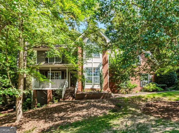 2917 Forest Ct, Loganville, GA 30052