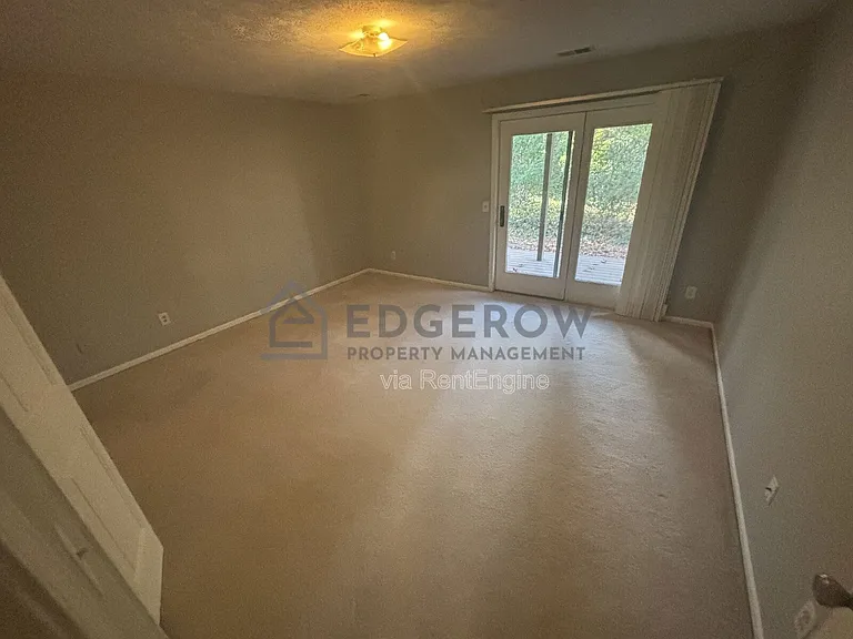 2726 Sandstone Ter NE — Photo 9