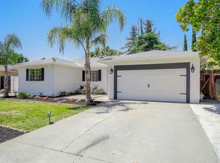 1045 Murdell Ln, Livermore, CA 94550