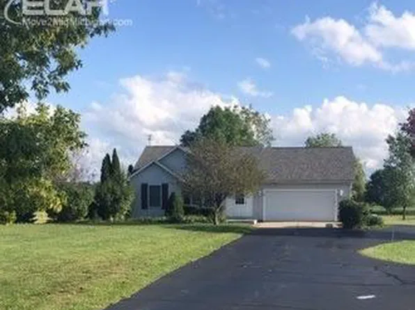 6465 Grand Blanc Rd, Swartz Creek, MI 48473