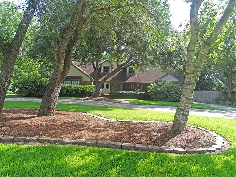 1st image of 1019 Oleander St