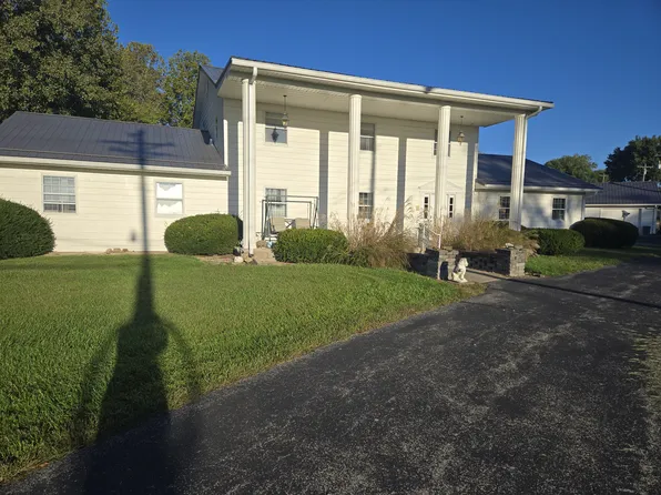 1400 E Shore Dr #4, Martinsville, IN 46151