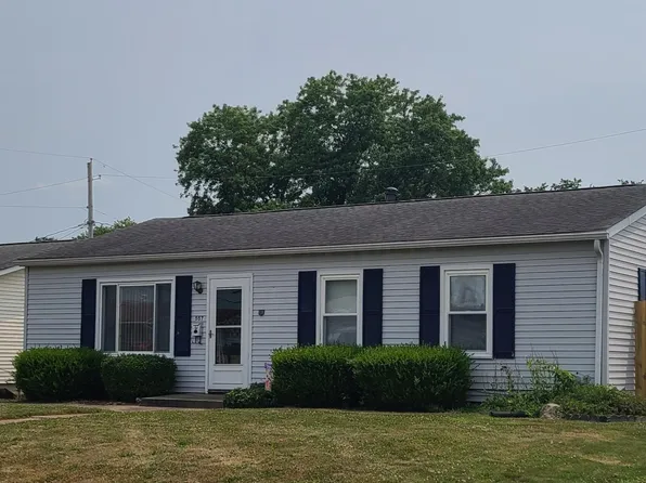 557 Edgewood Dr, Newark, OH 43055