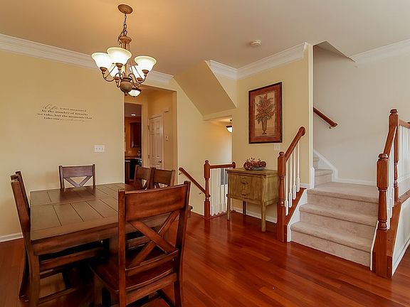 4th image of 42598 Pine Forest Dr