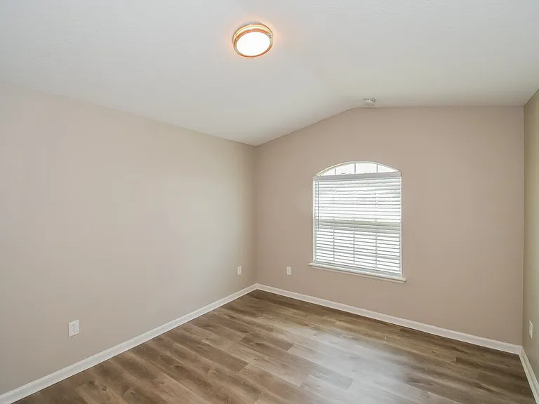 2630 Oak Haven Dr — Photo 14