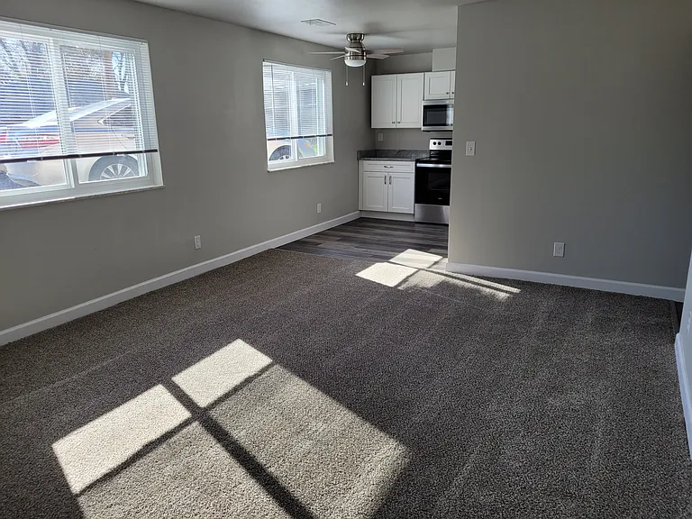 7 Renshaw Ave #1 — Photo 6