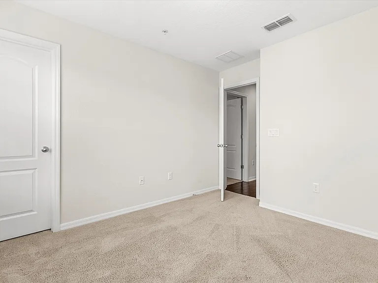 2046 Prospect Ave #1 — Photo 22