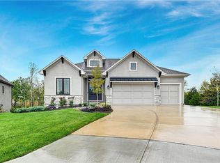 25177 W 109th St, Olathe, KS 66061