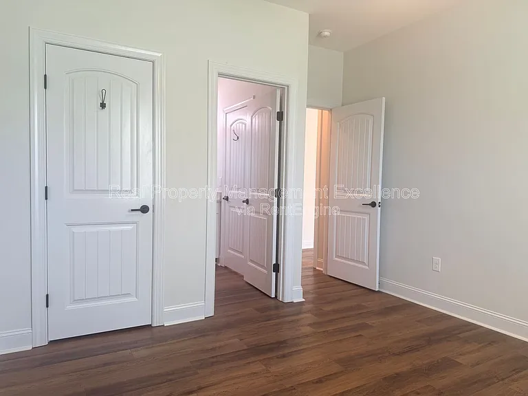 16 Clear Creek Cir — Photo 27