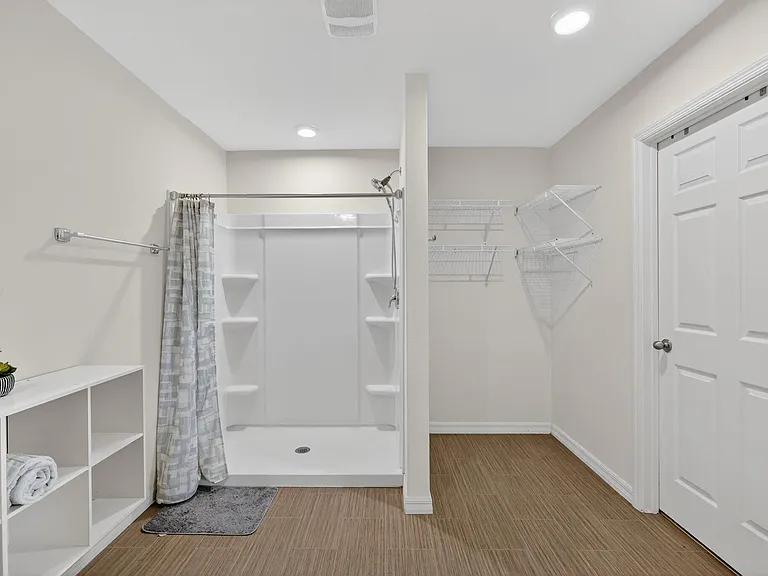 644 SW Hoffenberg Ave — Photo 25