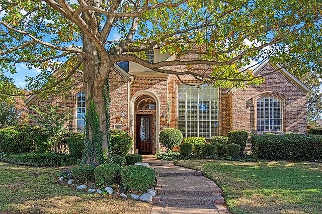 1st image of 5824 Lennox Hill Dr