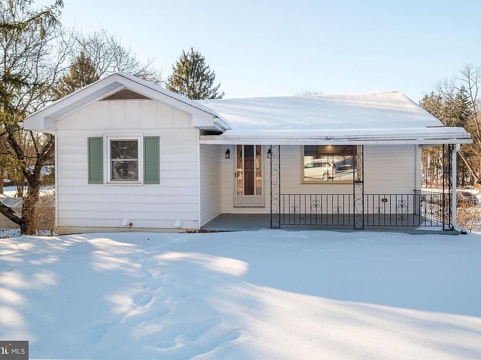 1st image of 522 Pike St